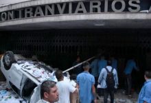 Photo of Destrozos y ocho heridos por una pelea interna de la UTA