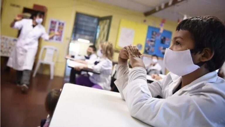 Photo of Qué les falta a las aulas santafesinas para que los chicos retomen la escuela