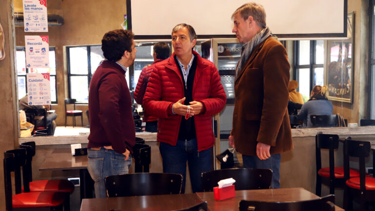 Photo of El gobierno inició controles en bares y restaurantes