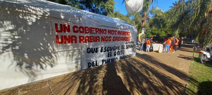 Photo of A 18 años de la inundación trágica, la clásica Carpa Negra llegó a la Legislatura