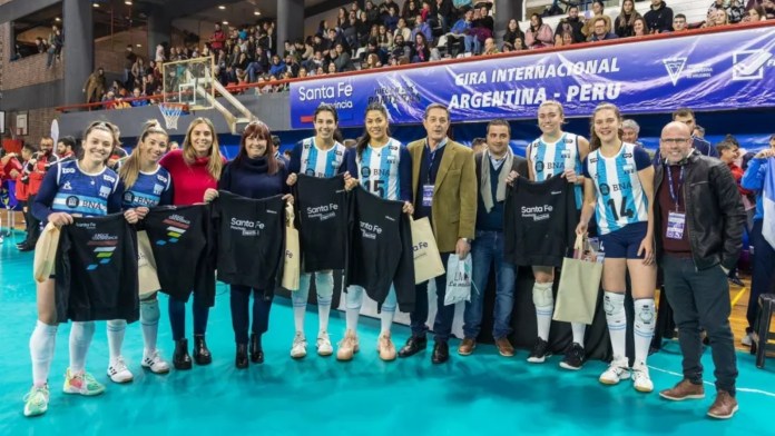 Photo of Más de 15.000 personas presenciaron los partidos de la Selección de Voleibol en la provincia