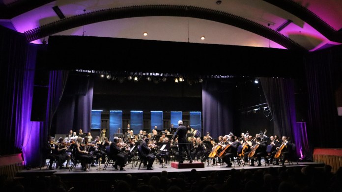 Photo of La Sinfónica Santafesina vuelve al escenario tras el receso de verano