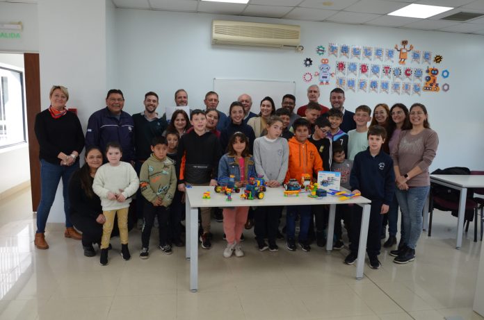 Photo of La Red de Clubes de Ciencia y Tecnología de Santa Fe continúa creciendo