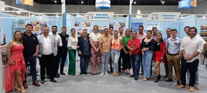 Photo of Más de 30 empresas santafesinas muestran sus producciones en la Expocruz de Bolivia