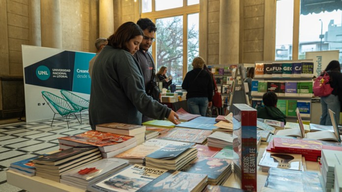 Photo of La Feria del Libro inauguró su edición 2023 con una masiva asistencia de público