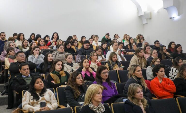 Photo of Santa Fe fue sede de una jornada sobre “Violencia de Género Digital”