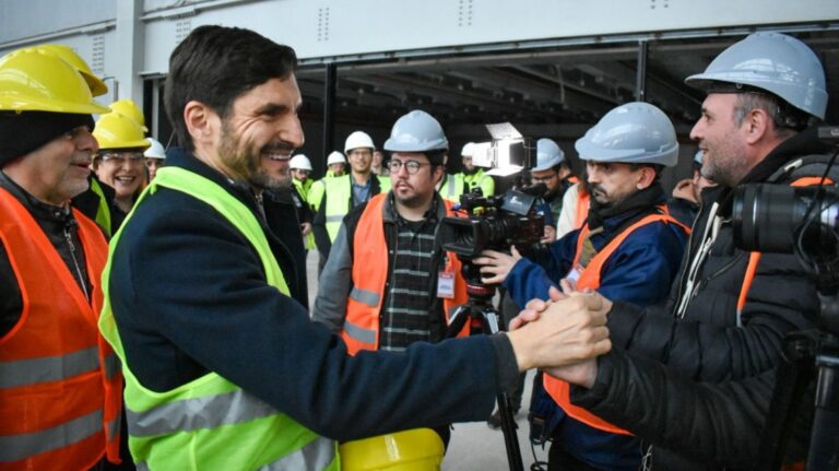 Photo of Pullaro: “El Aeropuerto de Rosario le dará una escala superior a la provincia y a la región”