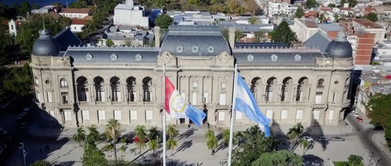 Photo of El Gobierno aguarda el informe final de la comisión para “encarar” rápidamente la reforma jubilatoria en Santa Fe