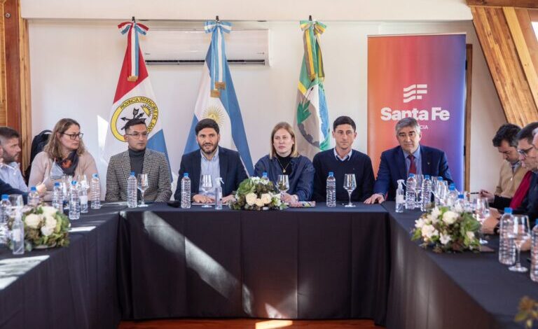 Photo of Pullaro reunió a su gabinete en San José del Rincón