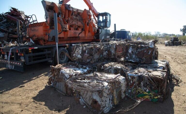 Photo of En siete meses, Provincia compactó 1.700 vehículos incautados y en estado de abandono