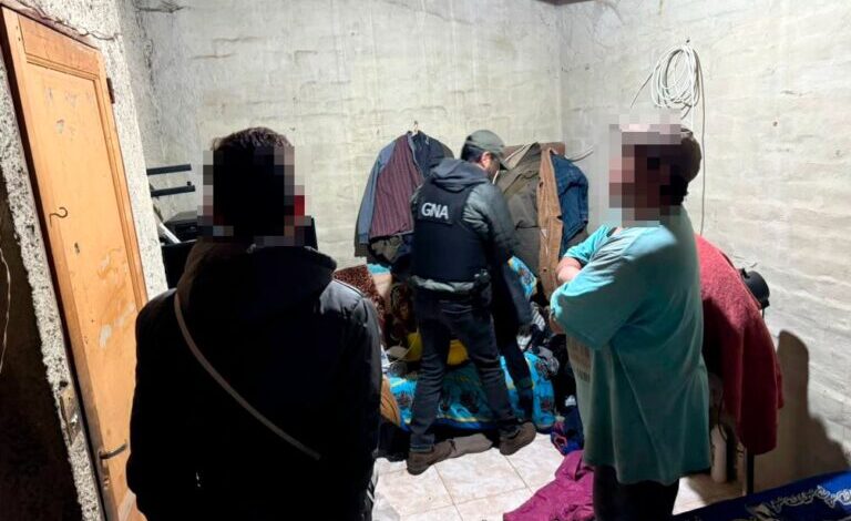 Photo of Rescataron a una víctima de trata de personas y allanaron tres inmuebles por una causa de narcotráfico