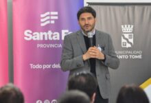 Photo of Pullaro: “La vivienda es una política pública en la provincia de Santa Fe”