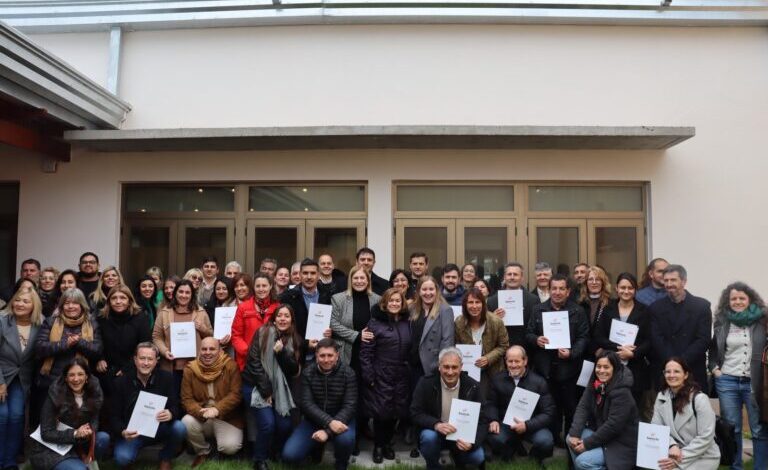 Photo of Provincia firmó convenios con gobiernos locales para el fortalecimiento de los Puntos Violetas