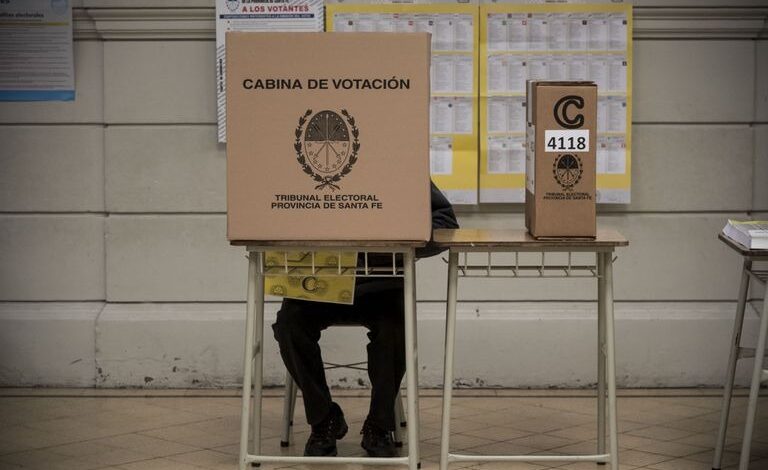 Photo of Este domingo hay elecciones en tres localidades santafesinas