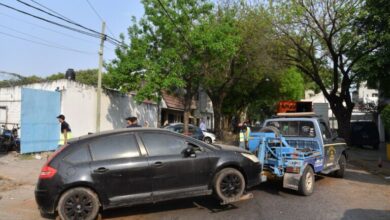 Photo of Provincia retiró 40 autos, 60 motos y 100 bicicletas de la seccional 15ª de Rosario