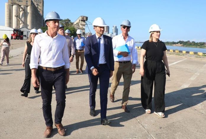 Photo of El Gobernador apuntó a la necesidad estratégica de reactivar el puerto de Santa Fe